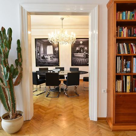 Neoclassical Luxury Apartment Ljubljana Extérieur photo