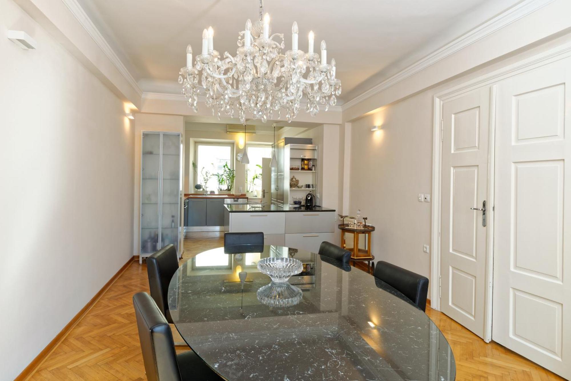 Neoclassical Luxury Apartment Ljubljana Extérieur photo