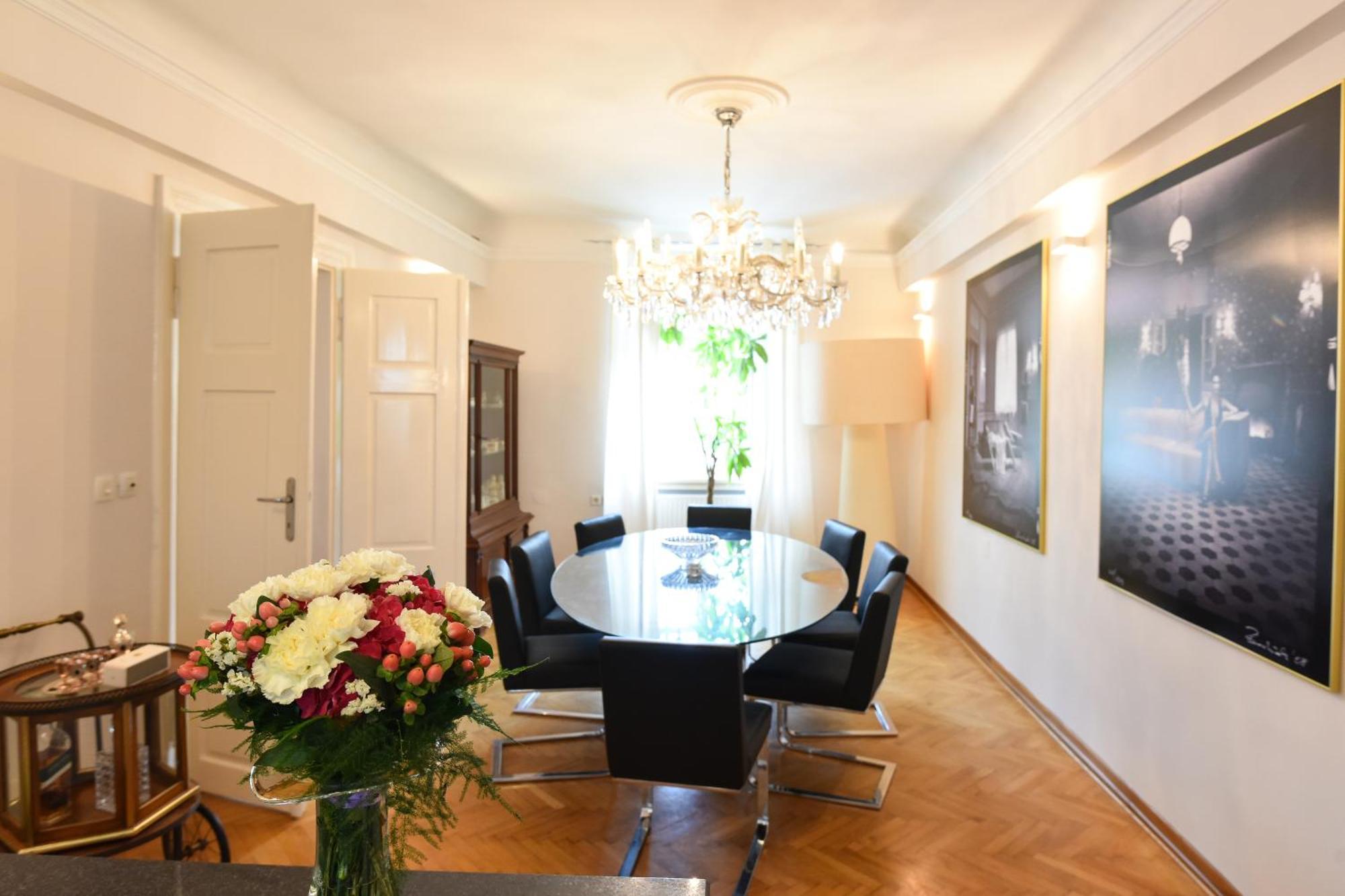 Neoclassical Luxury Apartment Ljubljana Extérieur photo